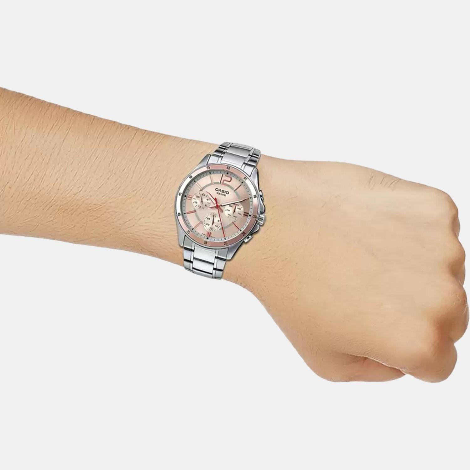 Casio Round Quartz Chronograph Men watch