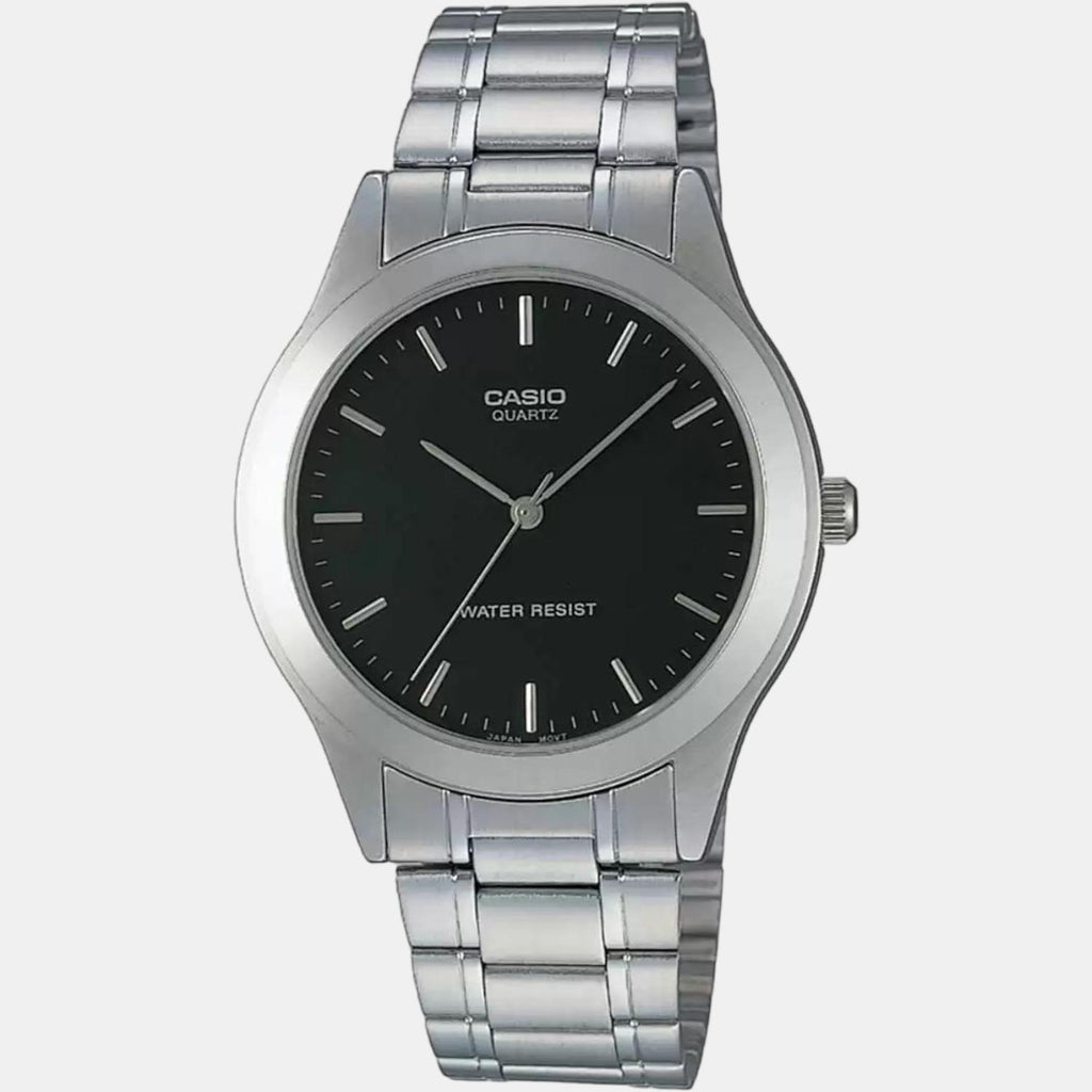 Casio 37 mm Round Quartz watch