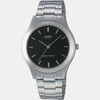 Casio 37 mm Round Quartz watch
