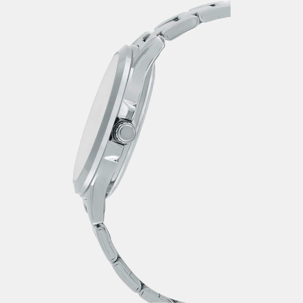 Casio 40 mm Round Quartz watch