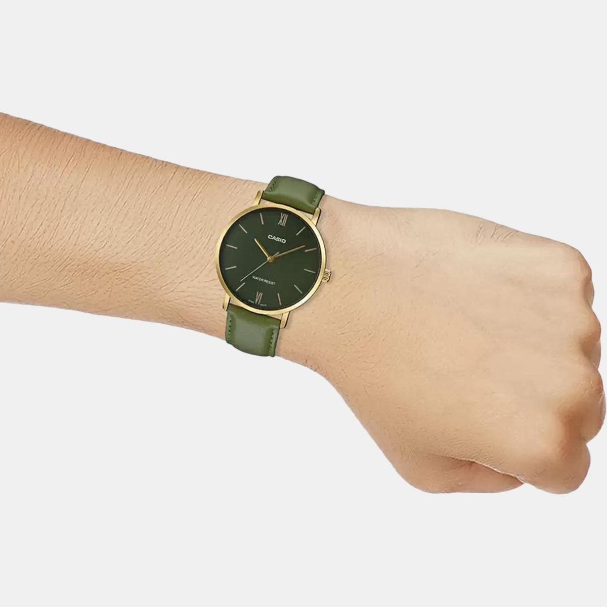 Casio 40 mm Green Quartz watch