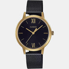 Casio 32 mm Round Quartz watch