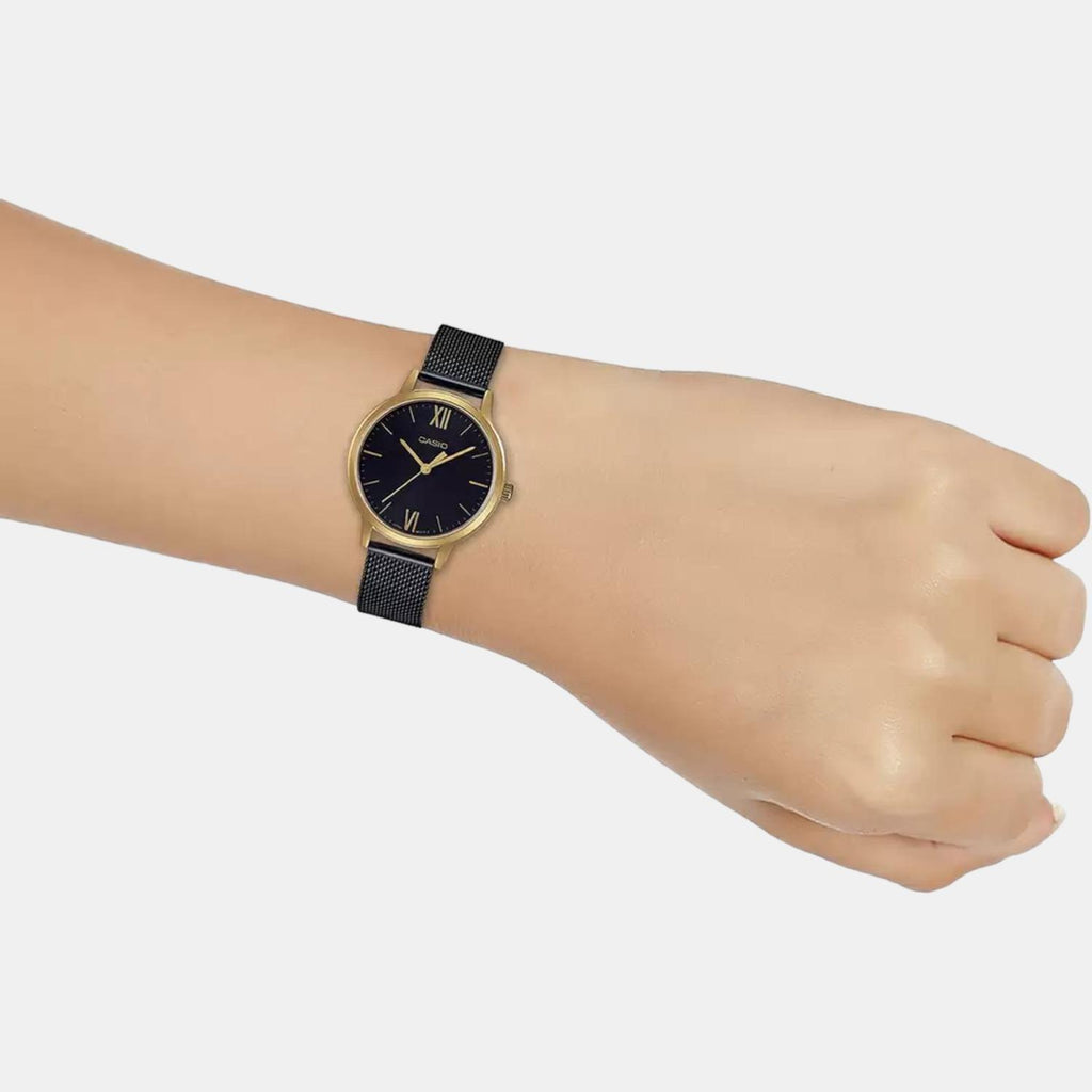 Casio Round Quartz Analog Women watch