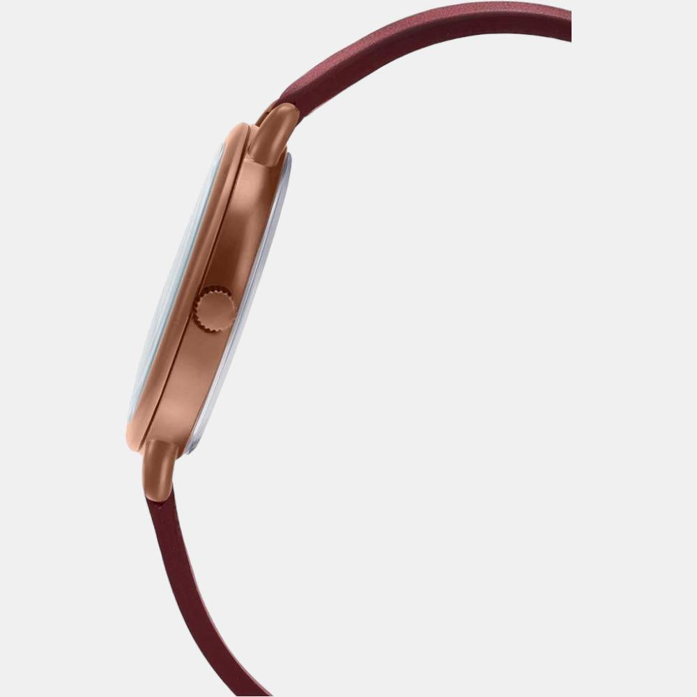 Casio 38 mm Round Quartz watch