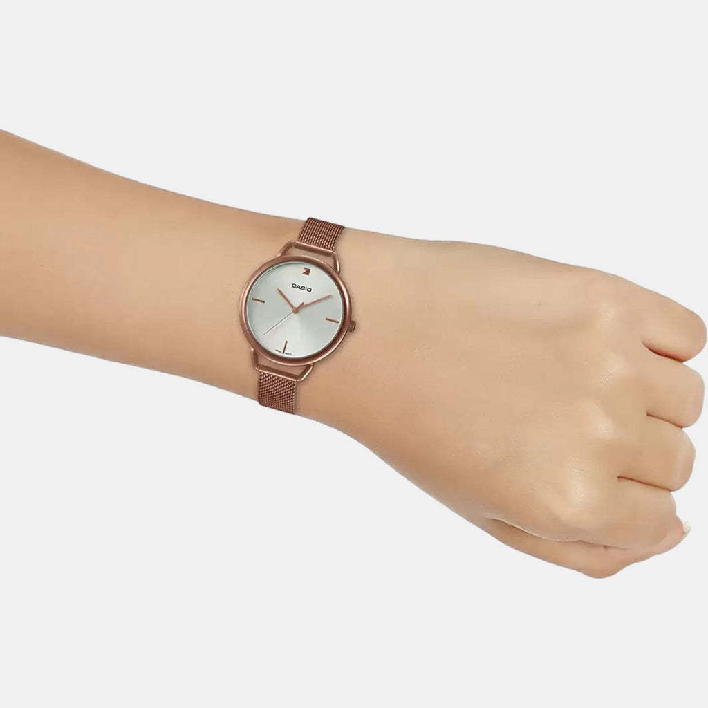 Casio Round Quartz Analog Women watch