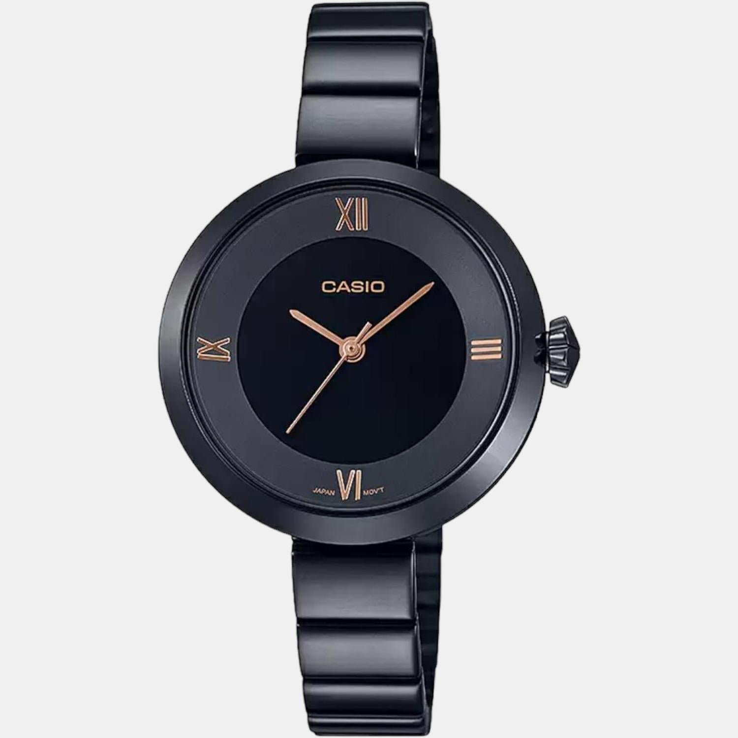 Casio 36 mm Round Quartz watch