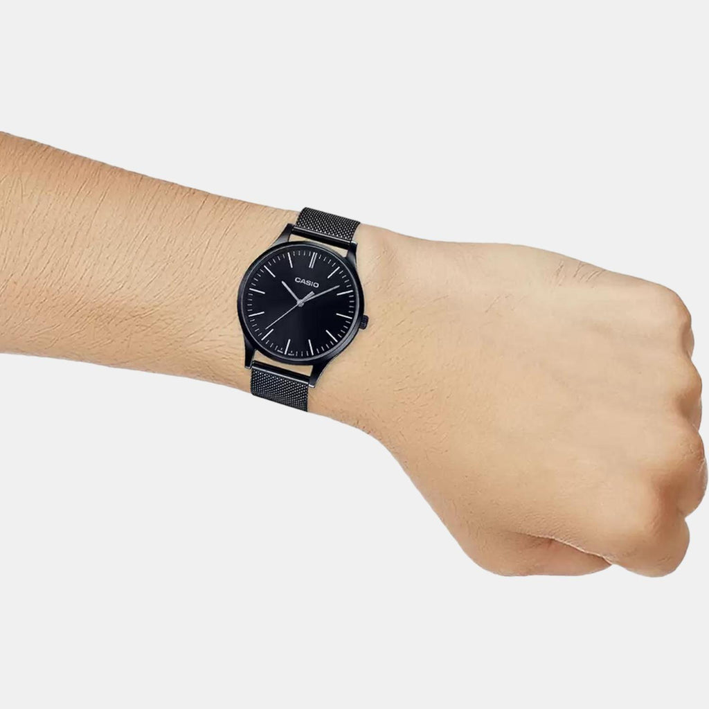 Casio 40 mm Black Quartz watch