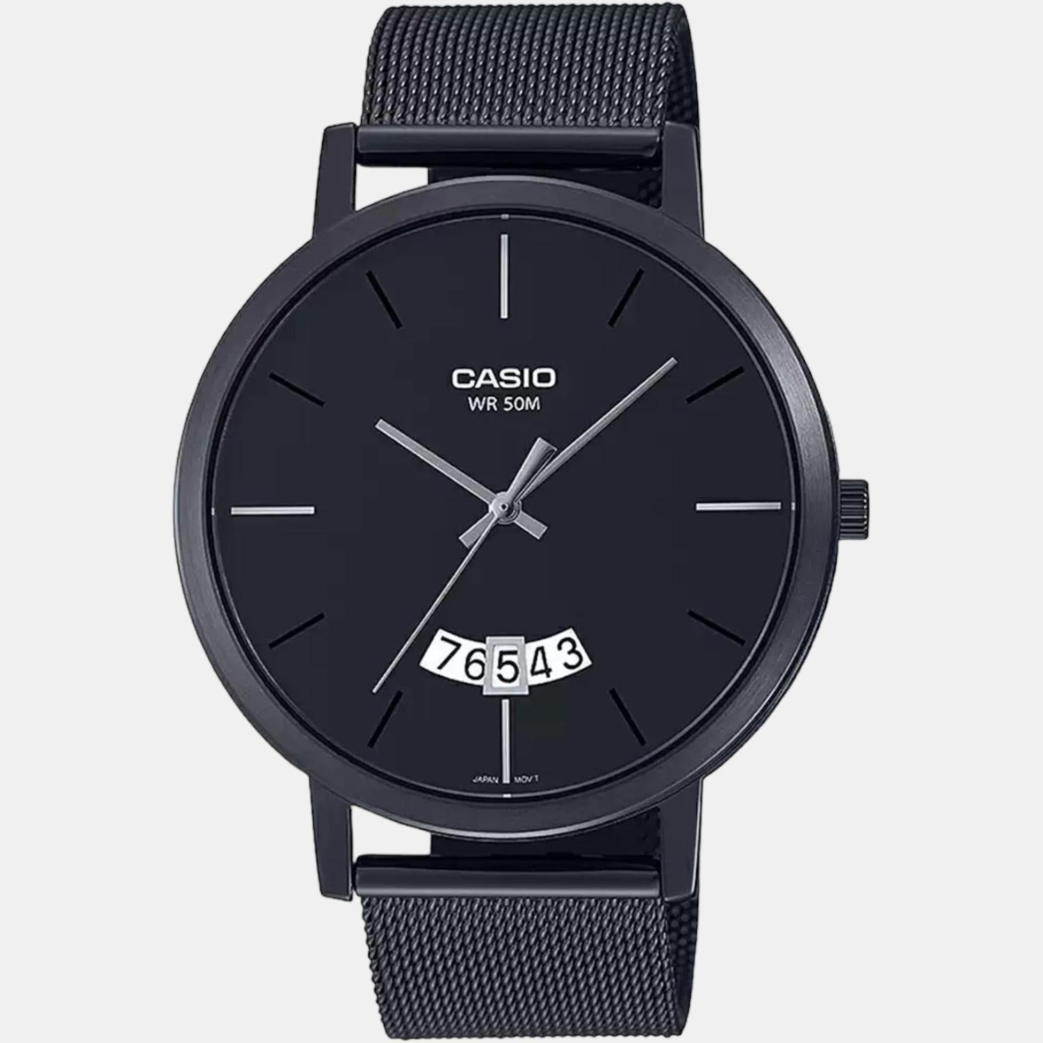 Casio 32 mm Round Quartz watch