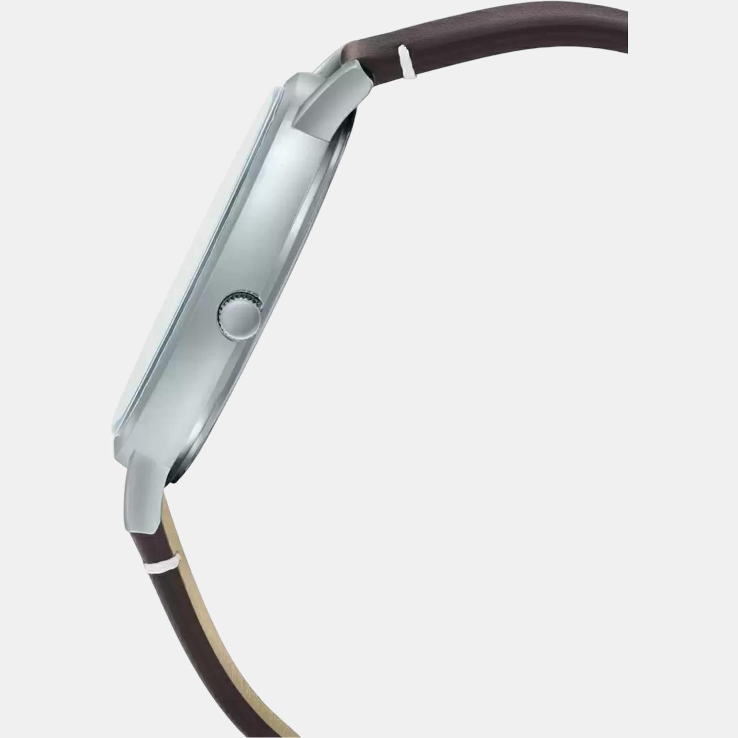 Casio Men Round Yellow watch