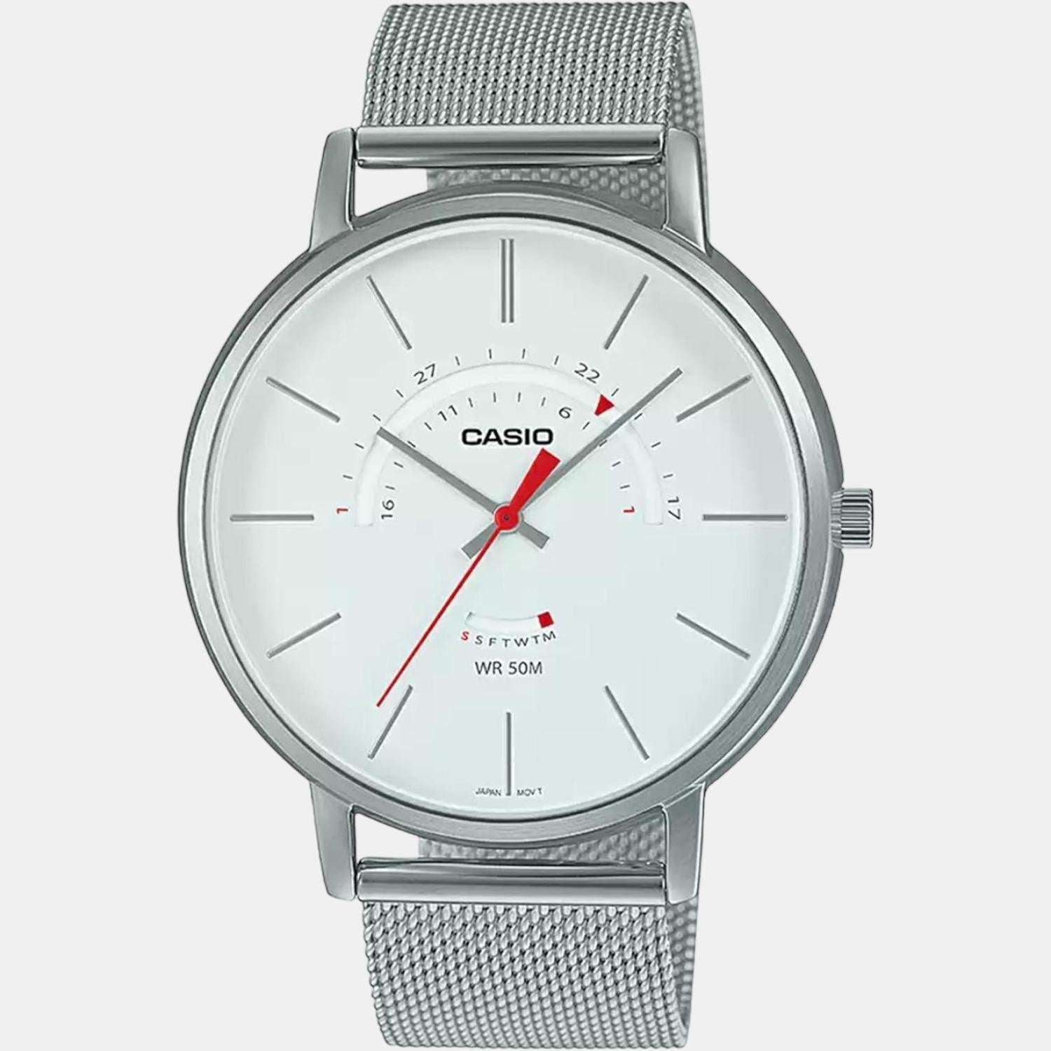 Casio 33 mm Round Quartz watch