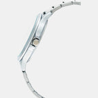 Casio 29 mm Round Quartz watch