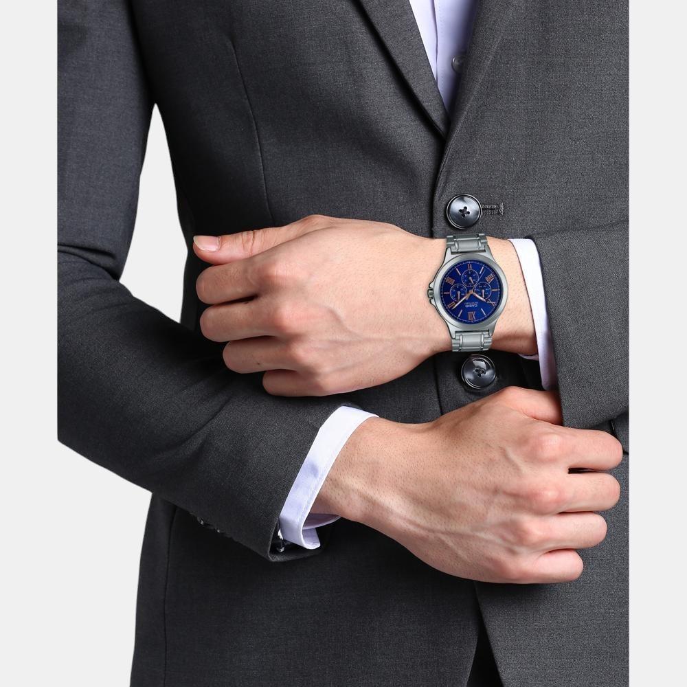 Casio 46 mm Round Quartz watch