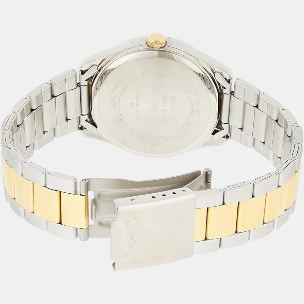 Casio 44 mm Round Quartz watch