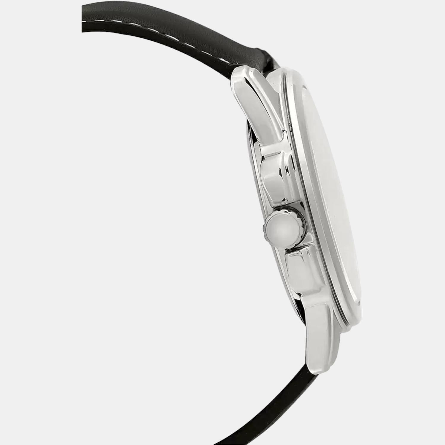 Casio Men Round White watch