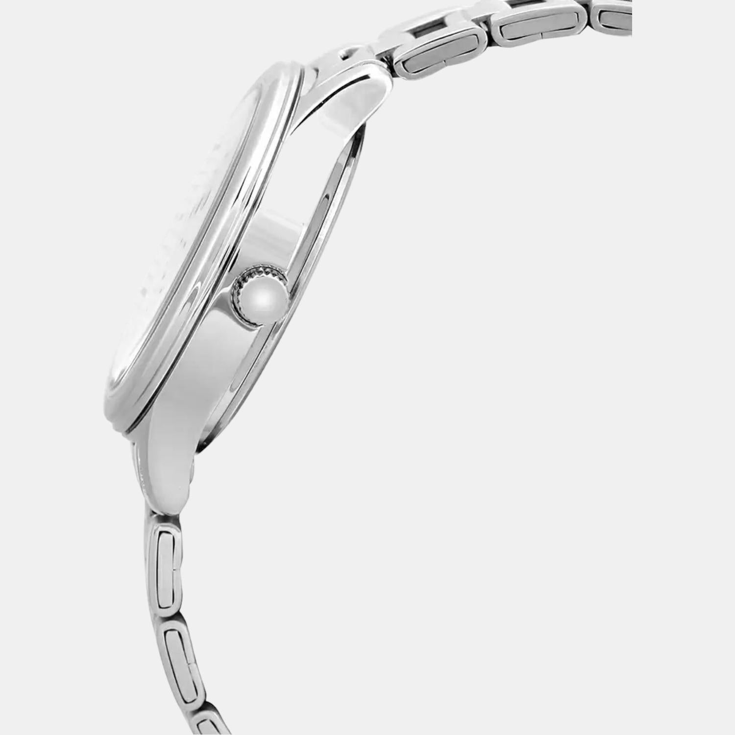 Casio 38 mm Round Quartz watch