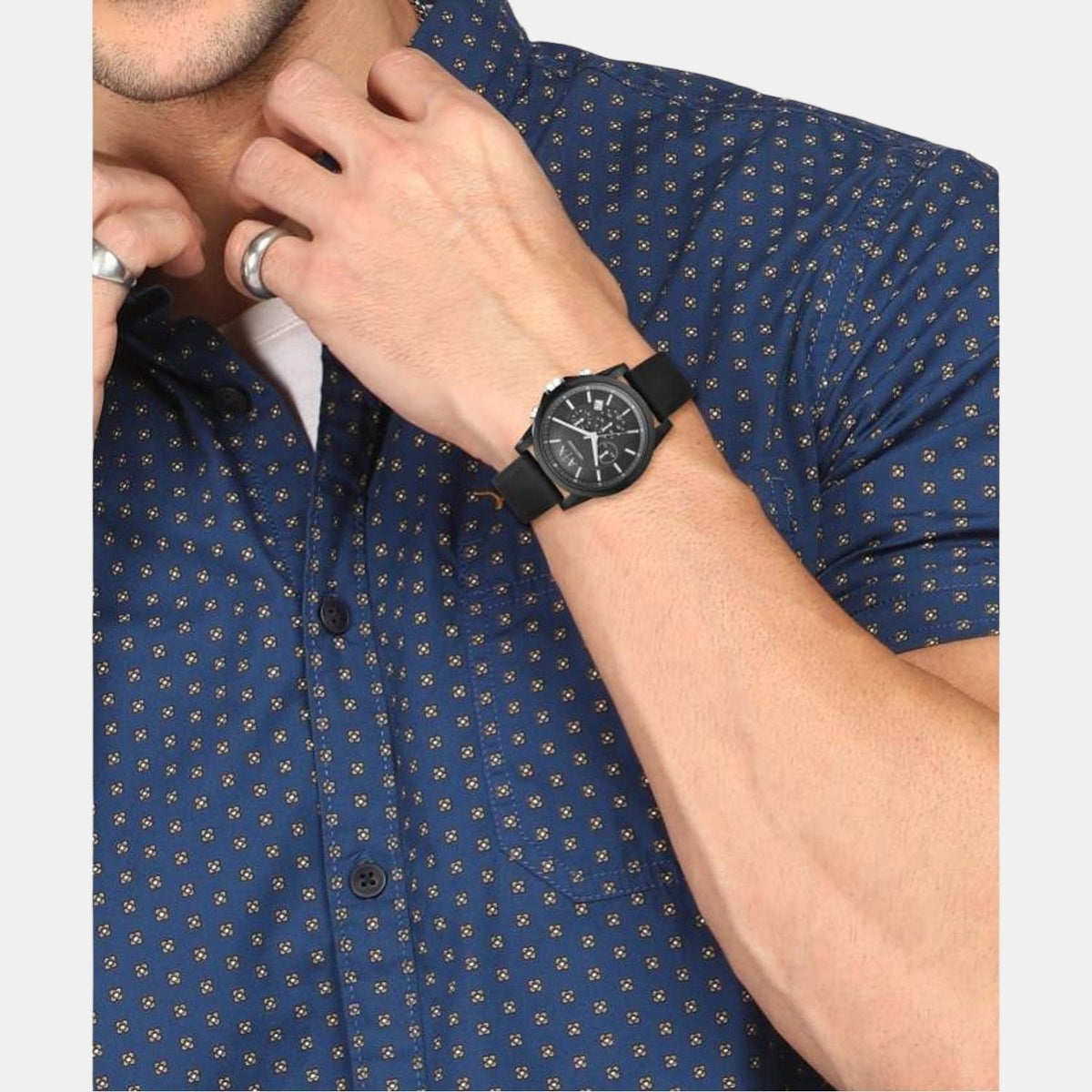 Armani Exchange Silicone Round watch