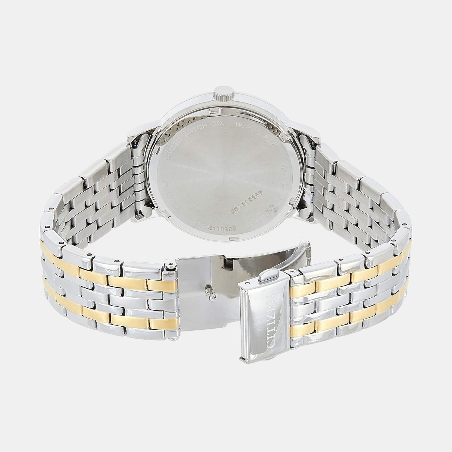 Citizen 39 mm Round Quartz watch