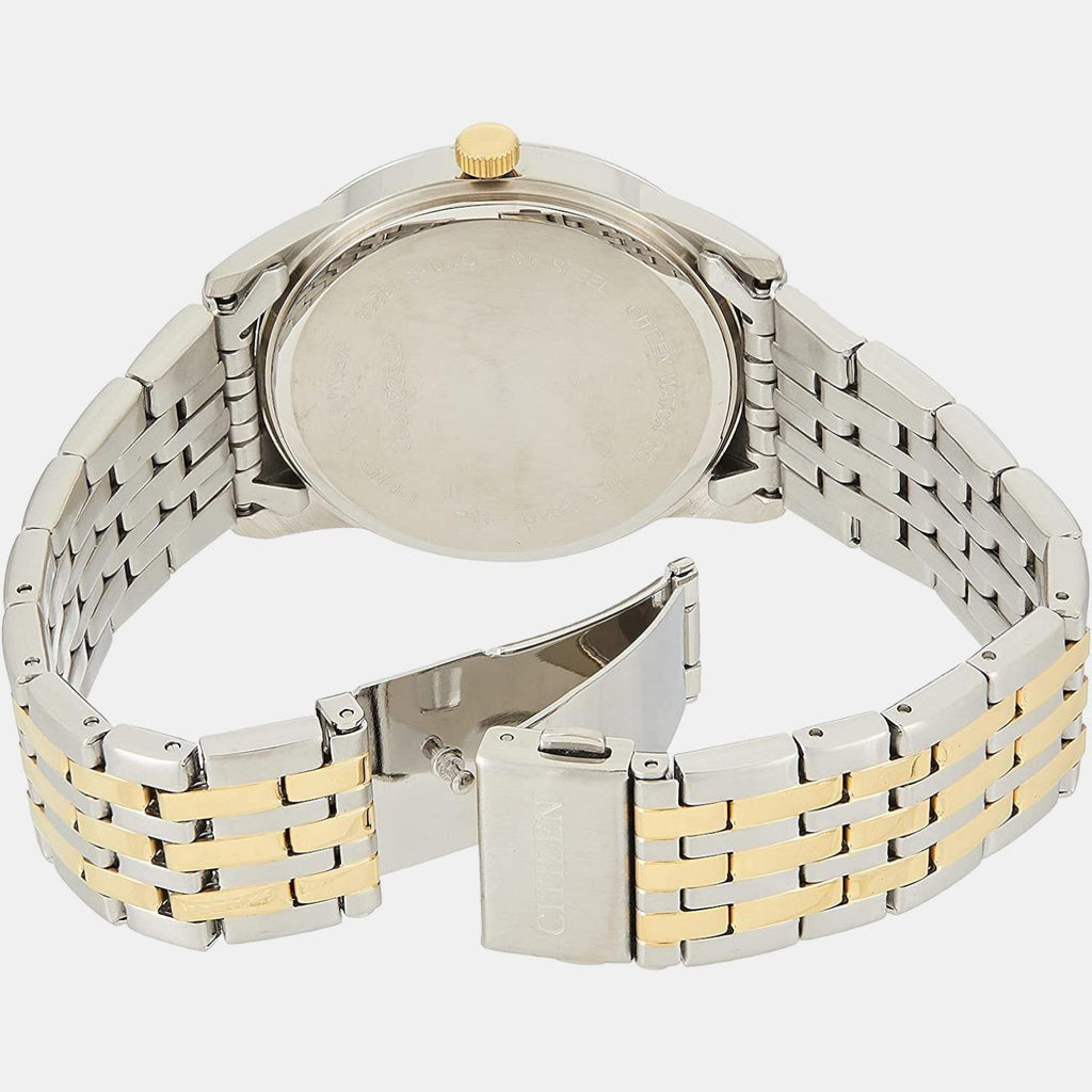 Citizen 39 mm Round Quartz watch