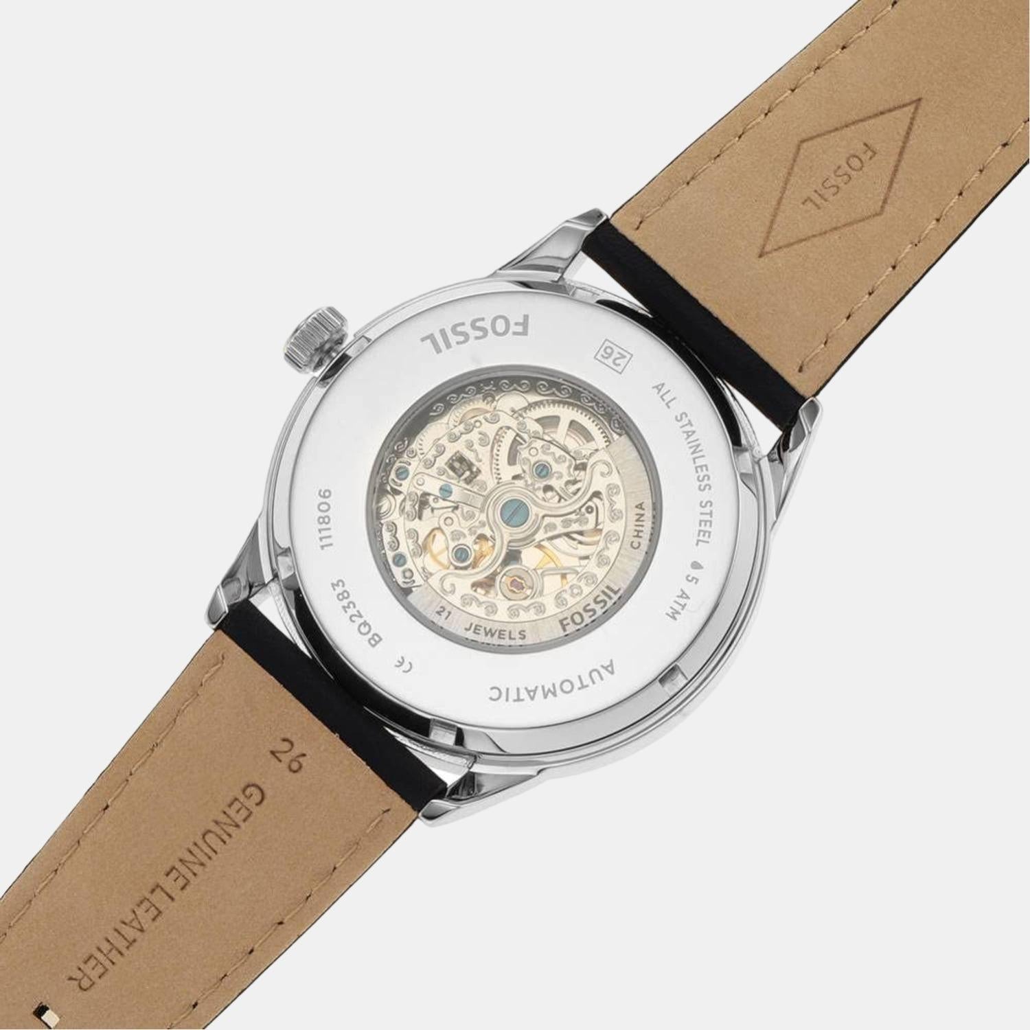 Fossil Round Quartz Analog Men watch