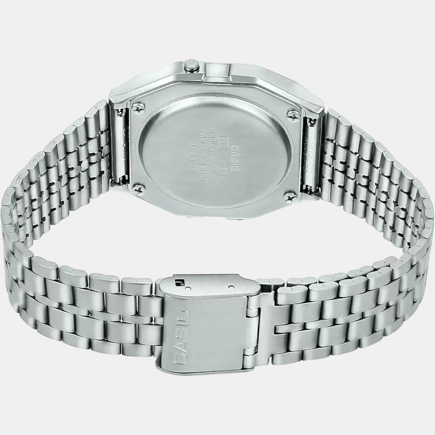 Casio 33 mm Round Quartz watch