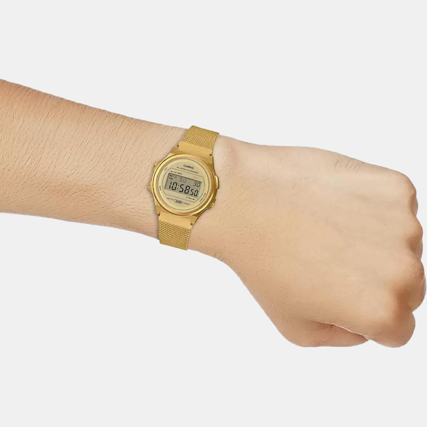 Casio 37 mm Gold Quartz watch