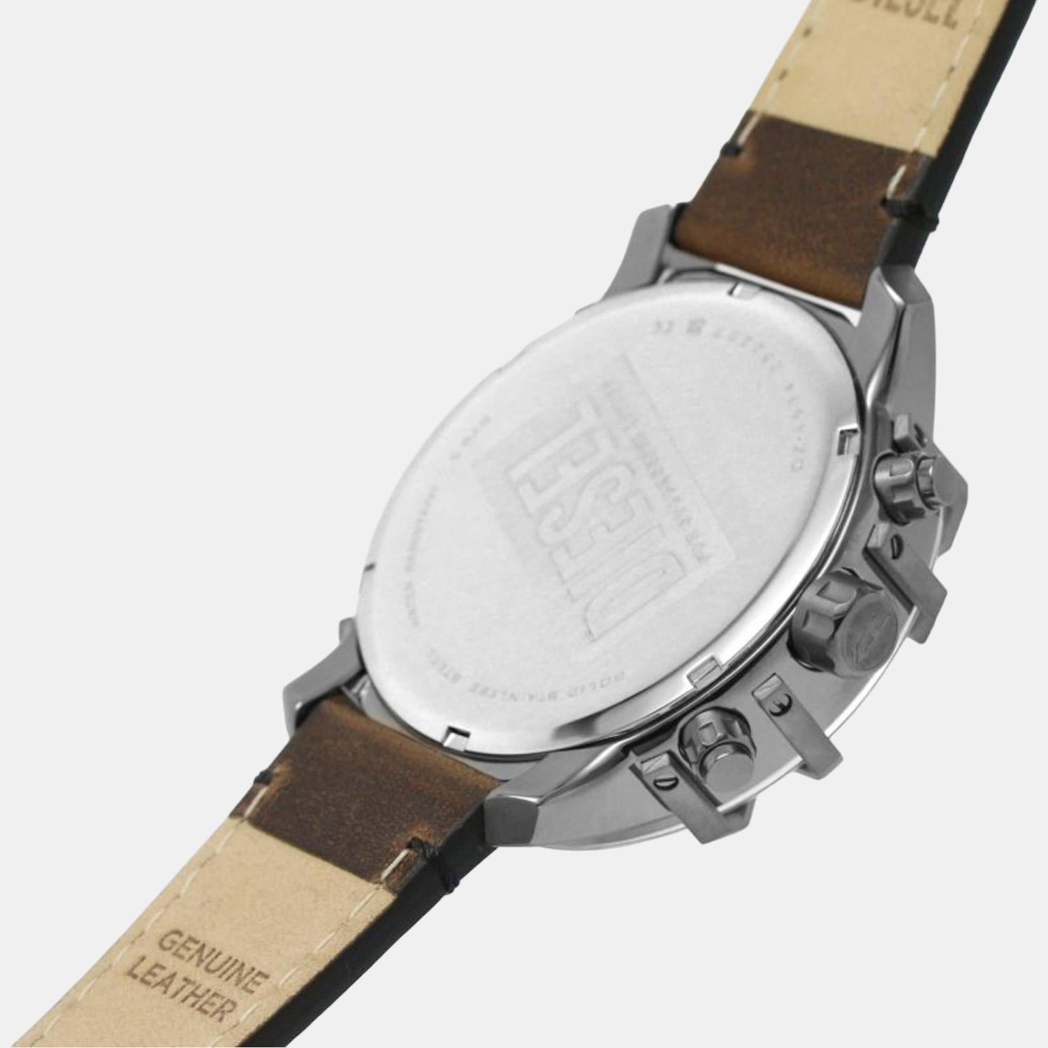 Buy DIESEL Mens 51 mm Mega Chief Grey Dial Leather Analogue Watch - DZ1206  | Shoppers Stop