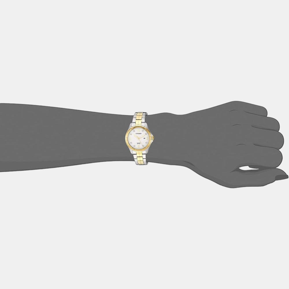 Citizen 32 mm Round Quartz watch
