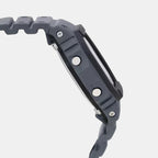 Casio Resin Round watch