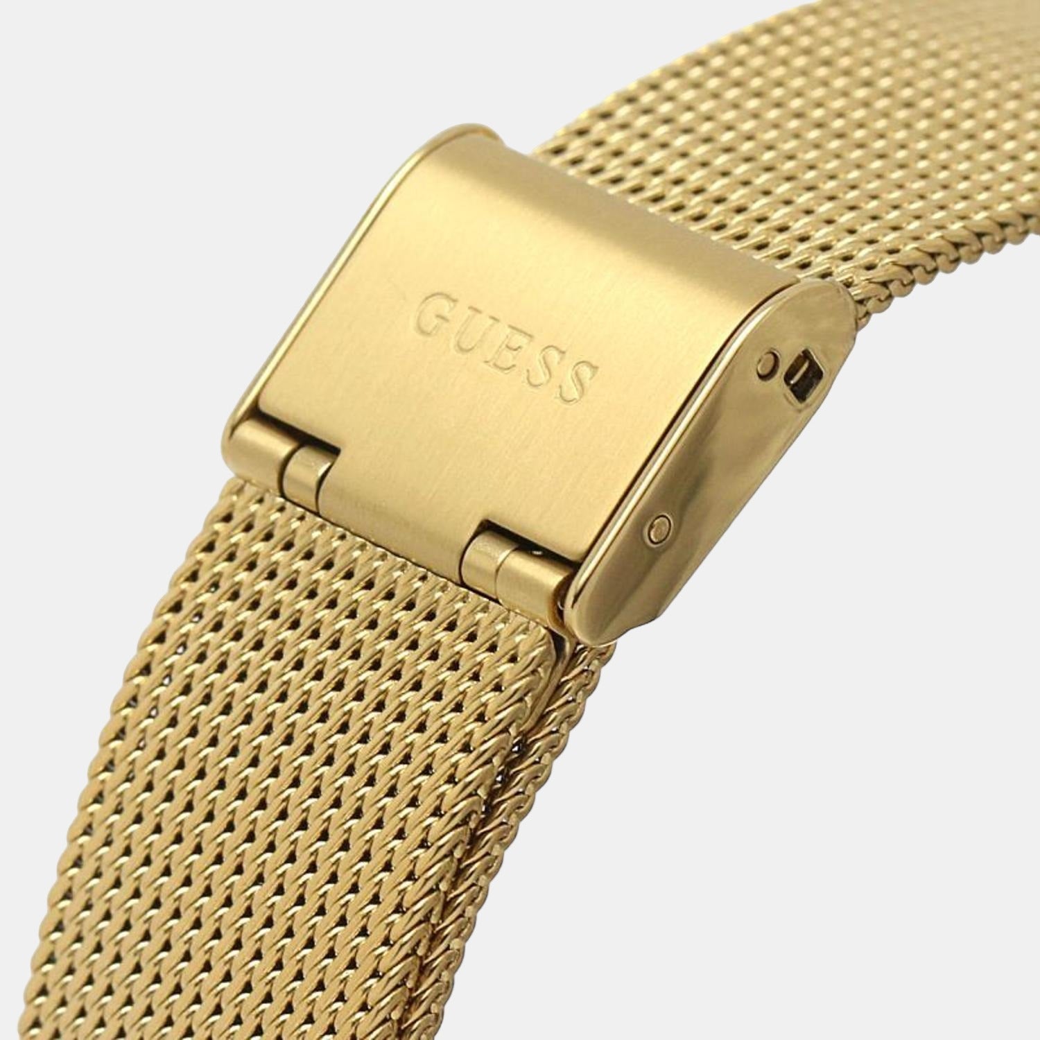 Guess 34 mm Gold Quartz watch