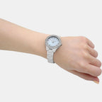michael-kors-ceramic-white-analog-female-watch-mk4649