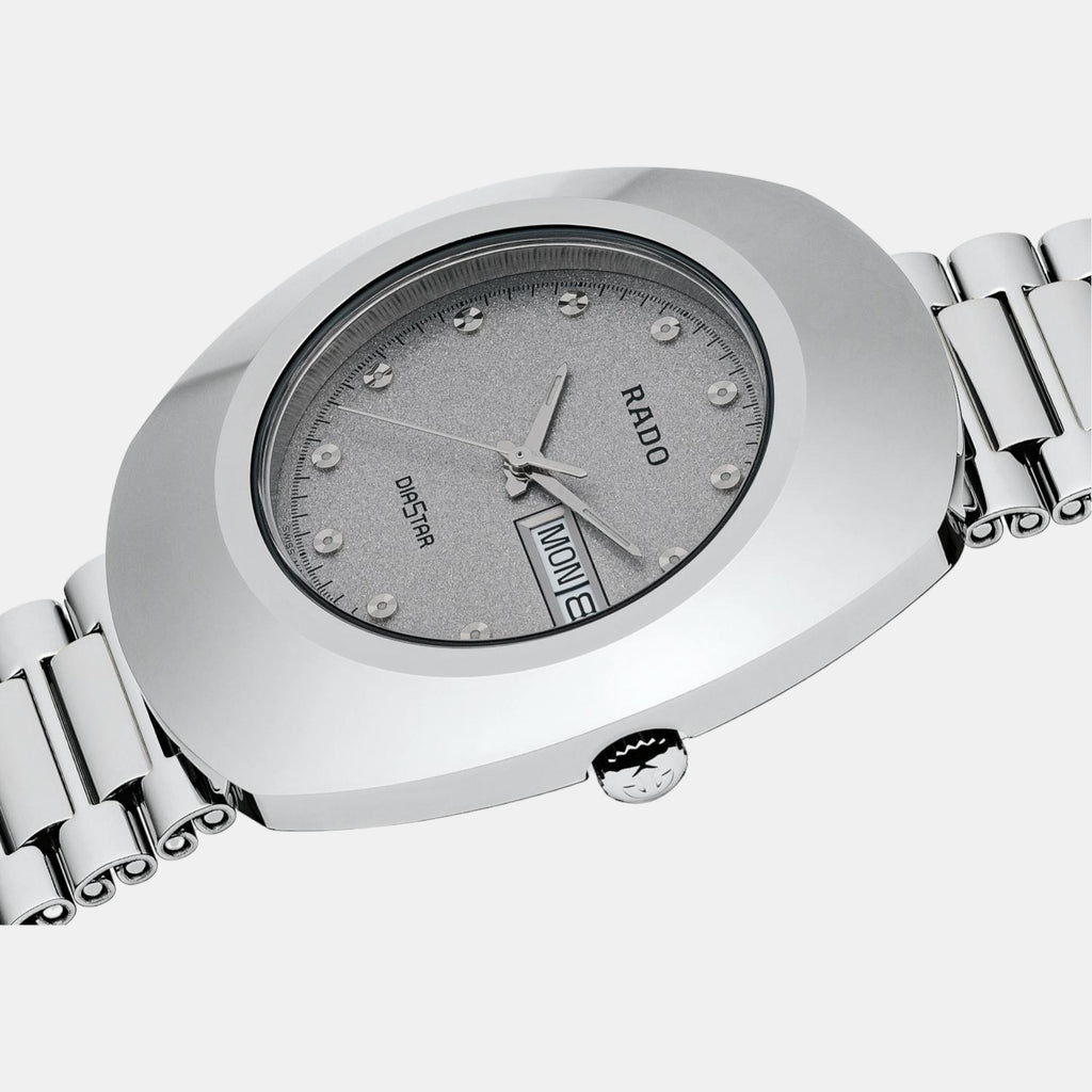 Rado 36 mm Oval Quartz watch