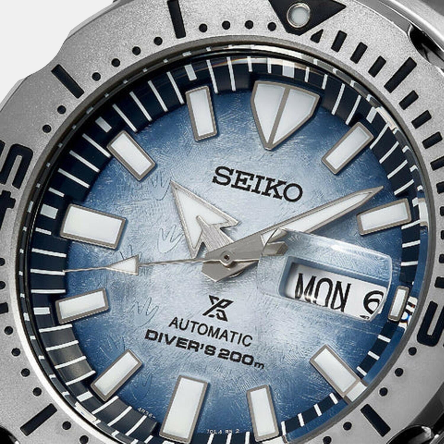 Seiko Men Round Blue watch