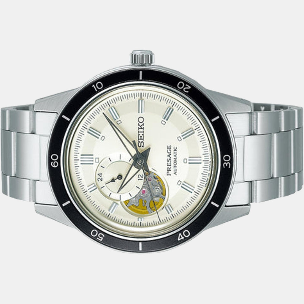 Seiko 41 mm Round Quartz watch