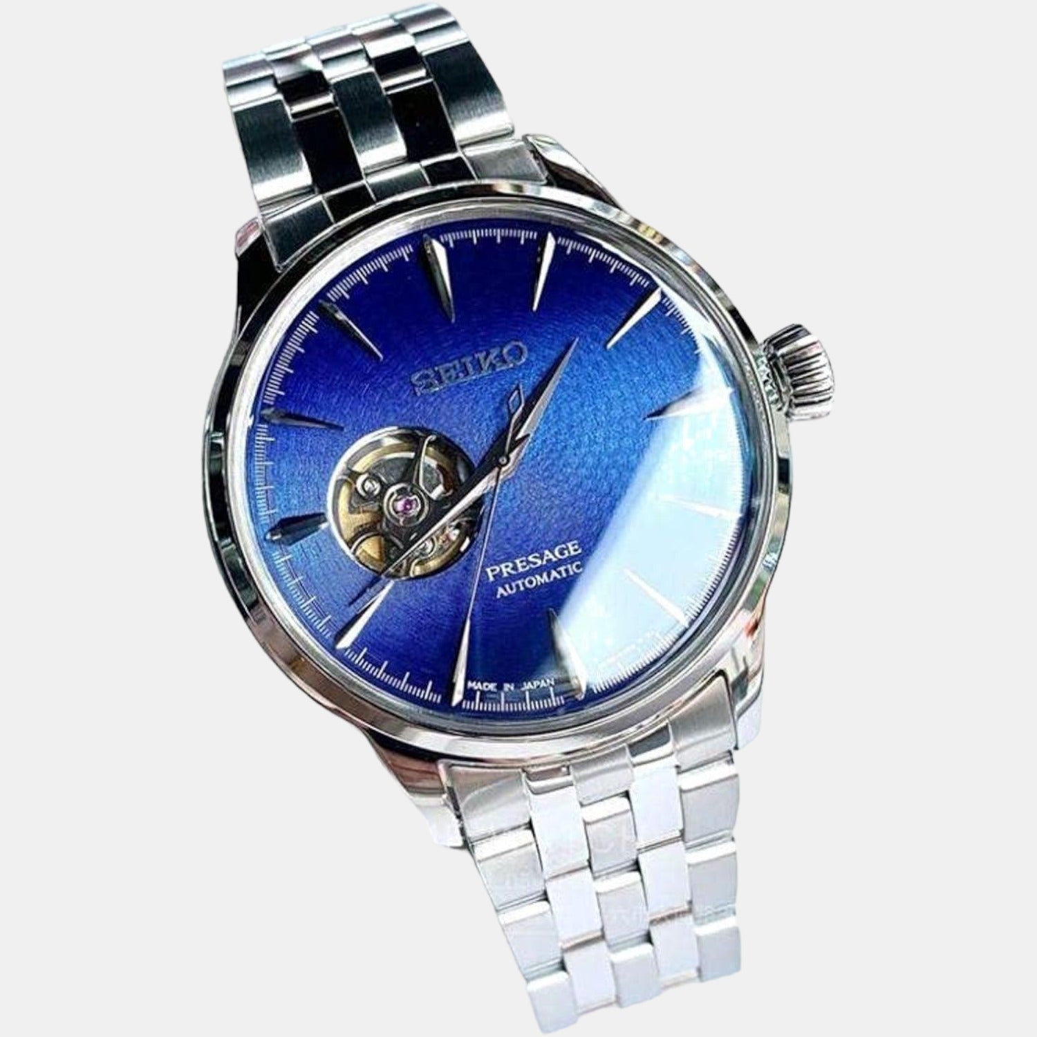 Seiko 41 mm Round Automatic watch