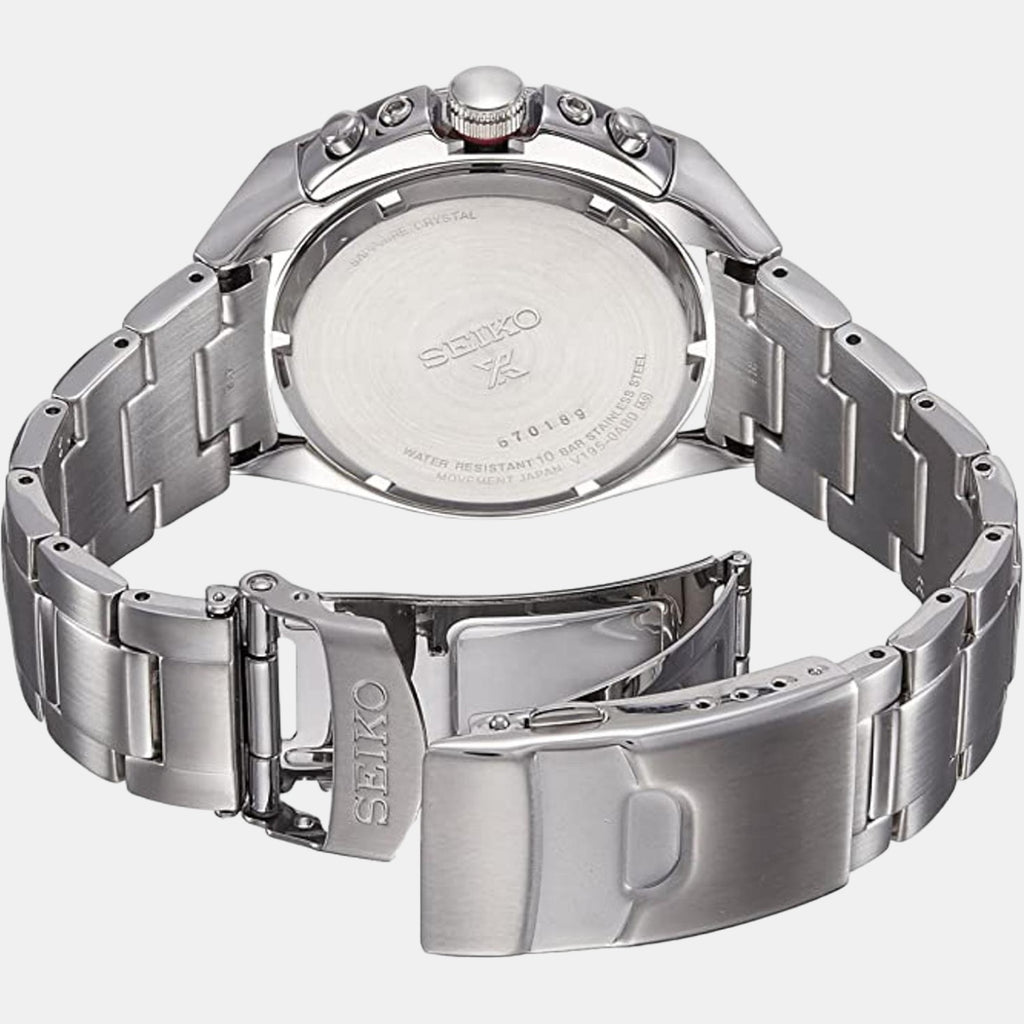 Seiko 44 mm Round Quartz watch