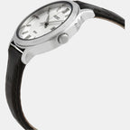 Seiko 31 mm Round Quartz watch