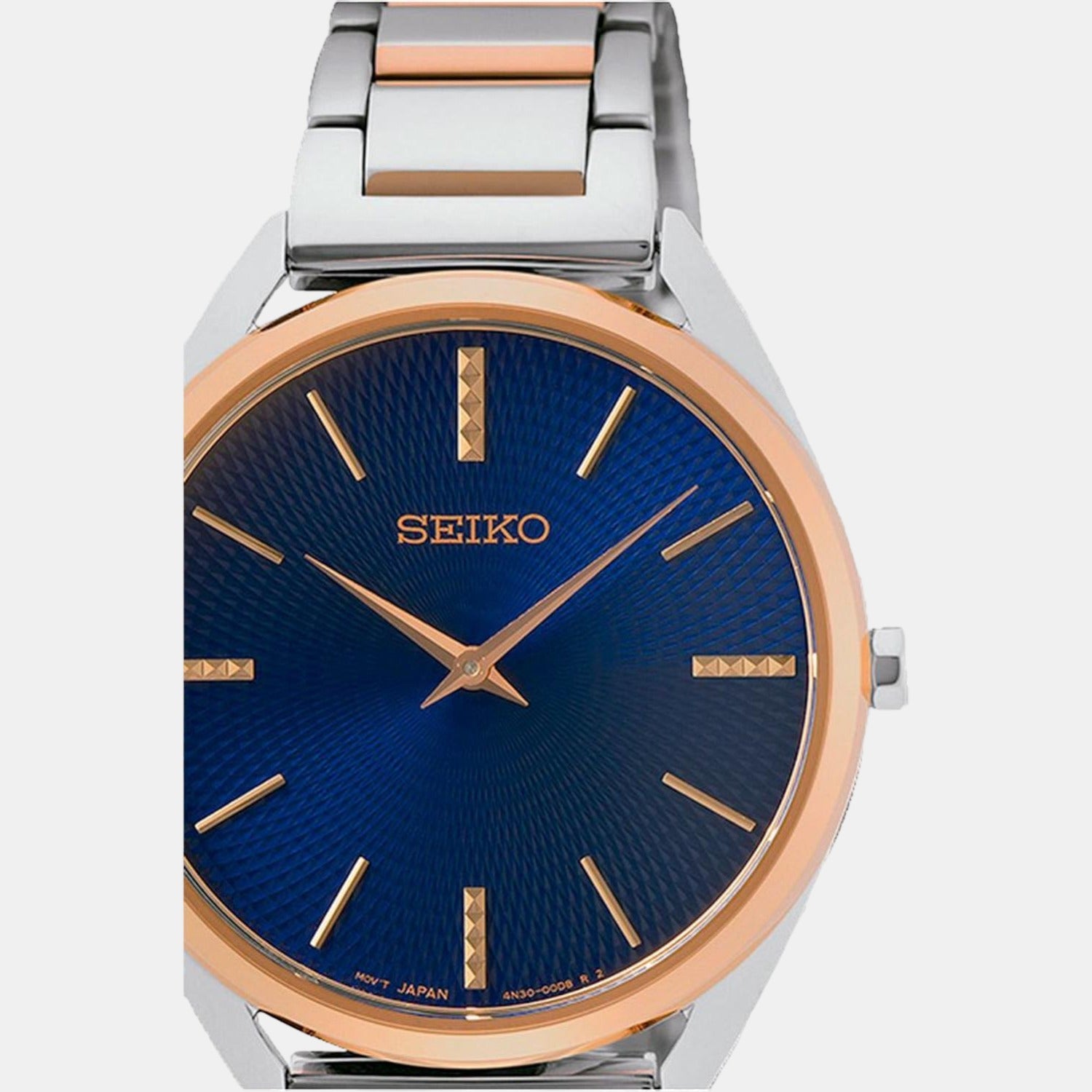 Seiko 32 mm Round Quartz watch