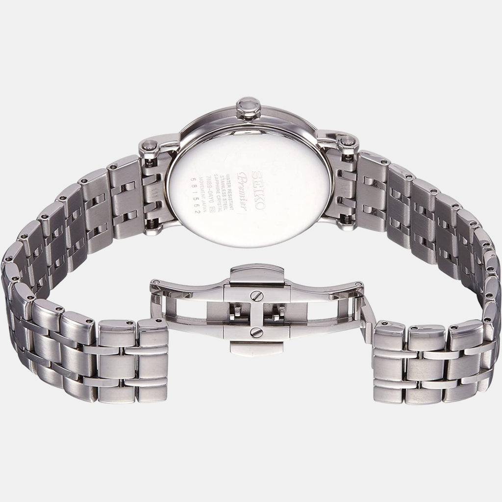 Seiko 31 mm Round Quartz watch