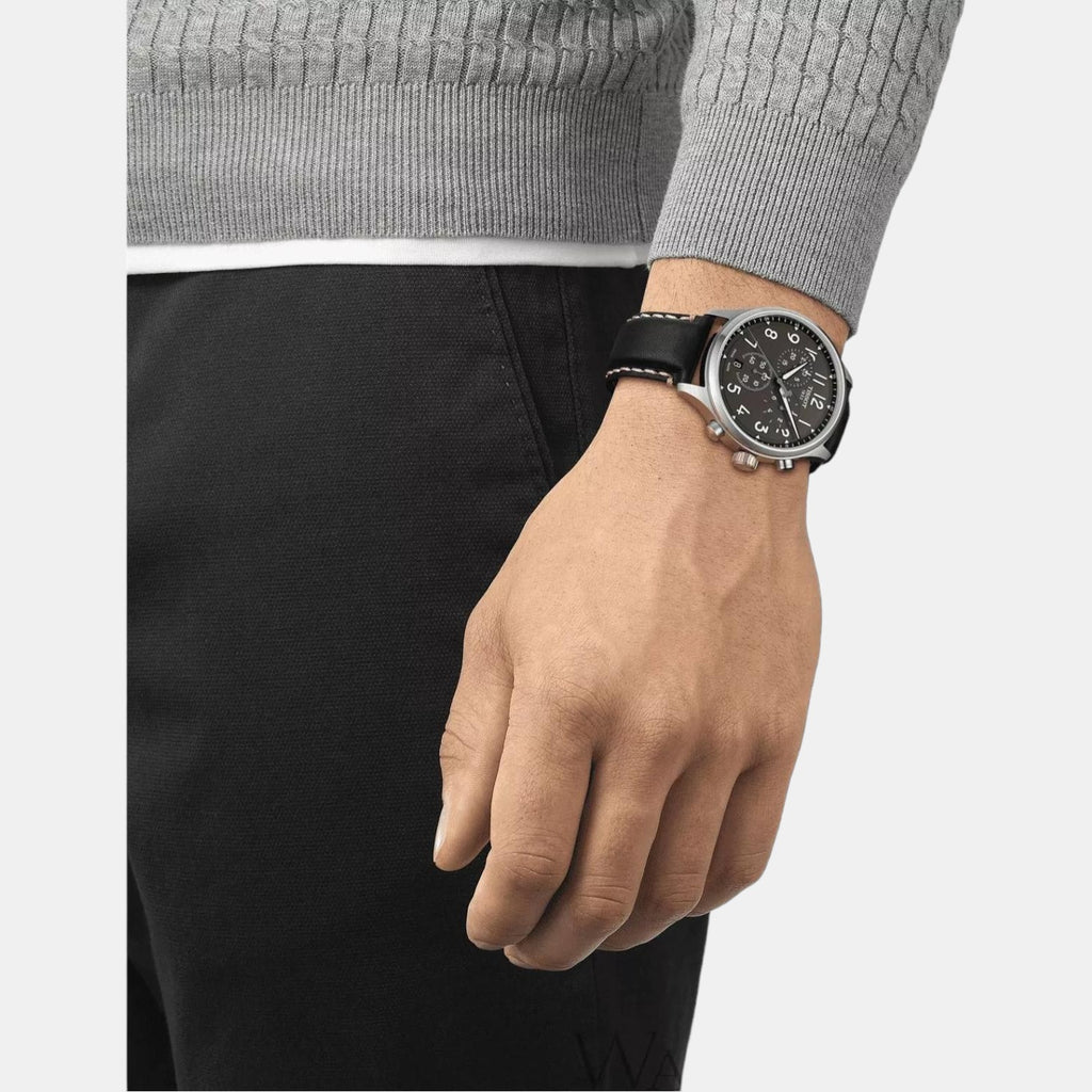 Tissot 45 mm Round Quartz watch