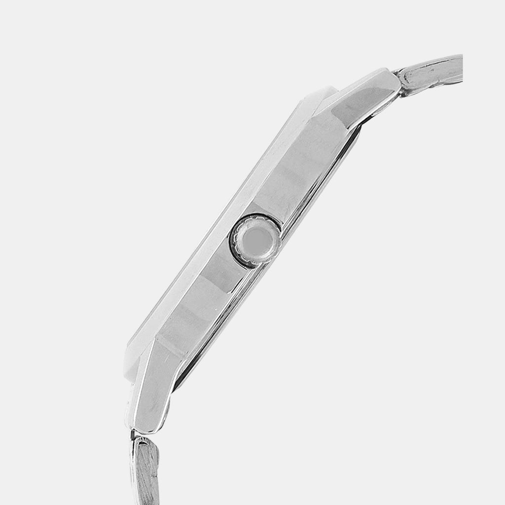 Timex 39 mm Round Quartz watch