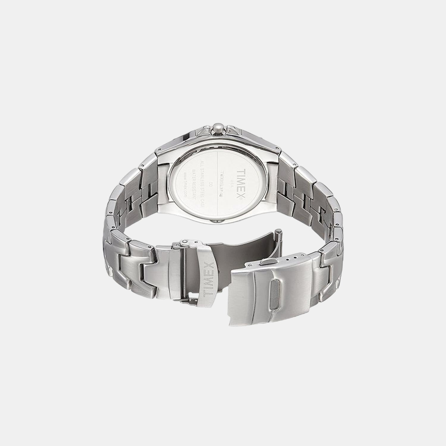 Timex 39 mm Round Quartz watch