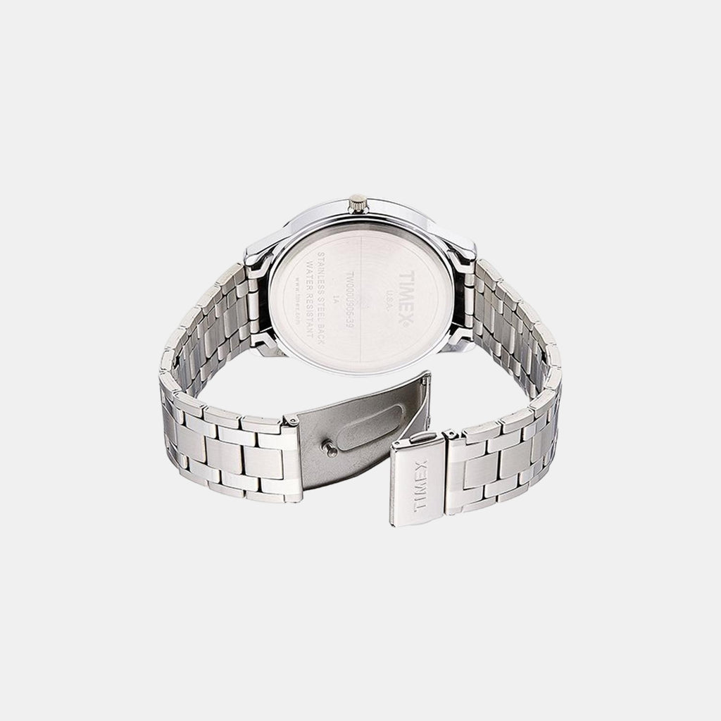 Timex 30 mm Round Quartz watch