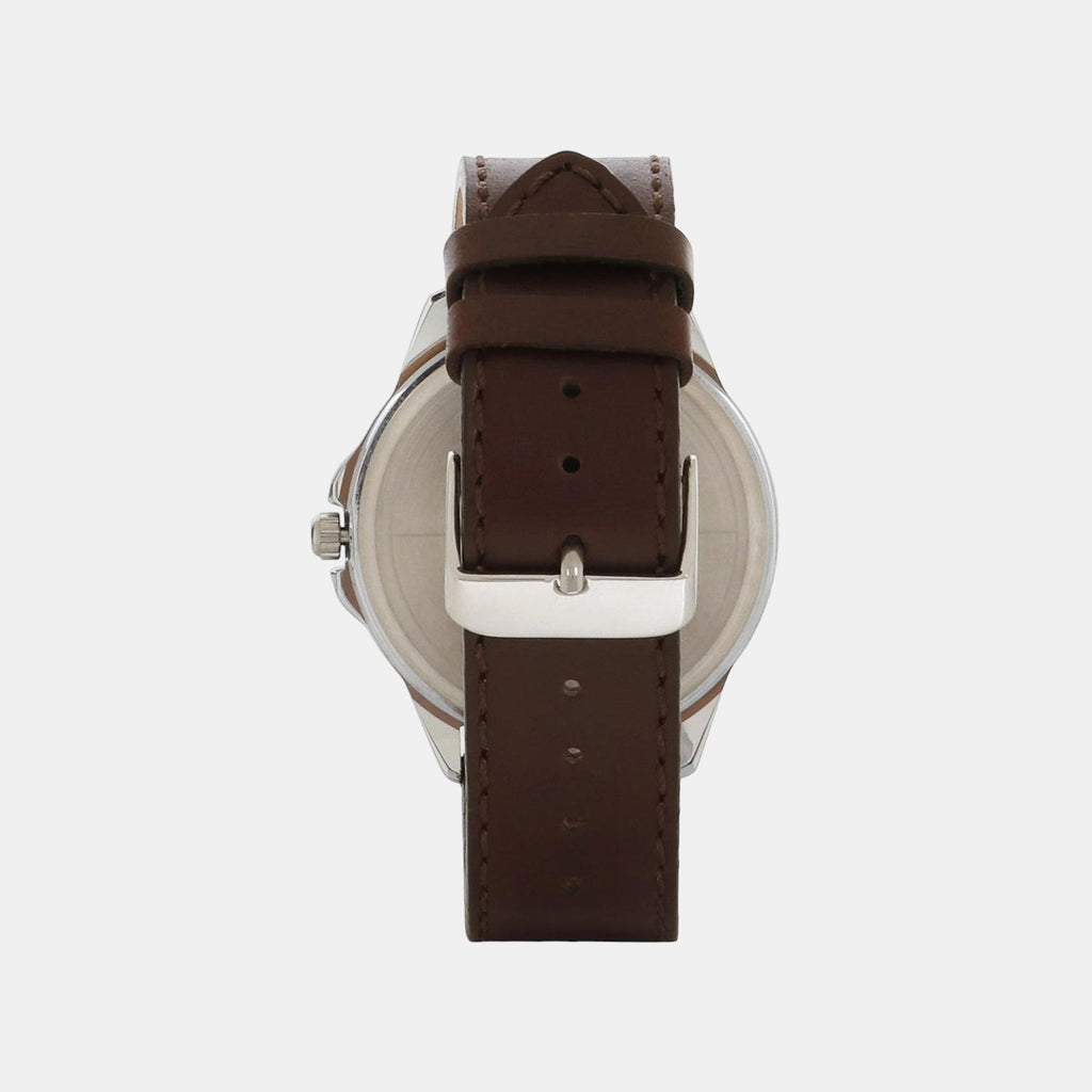 Timex 45 mm Round Quartz watch