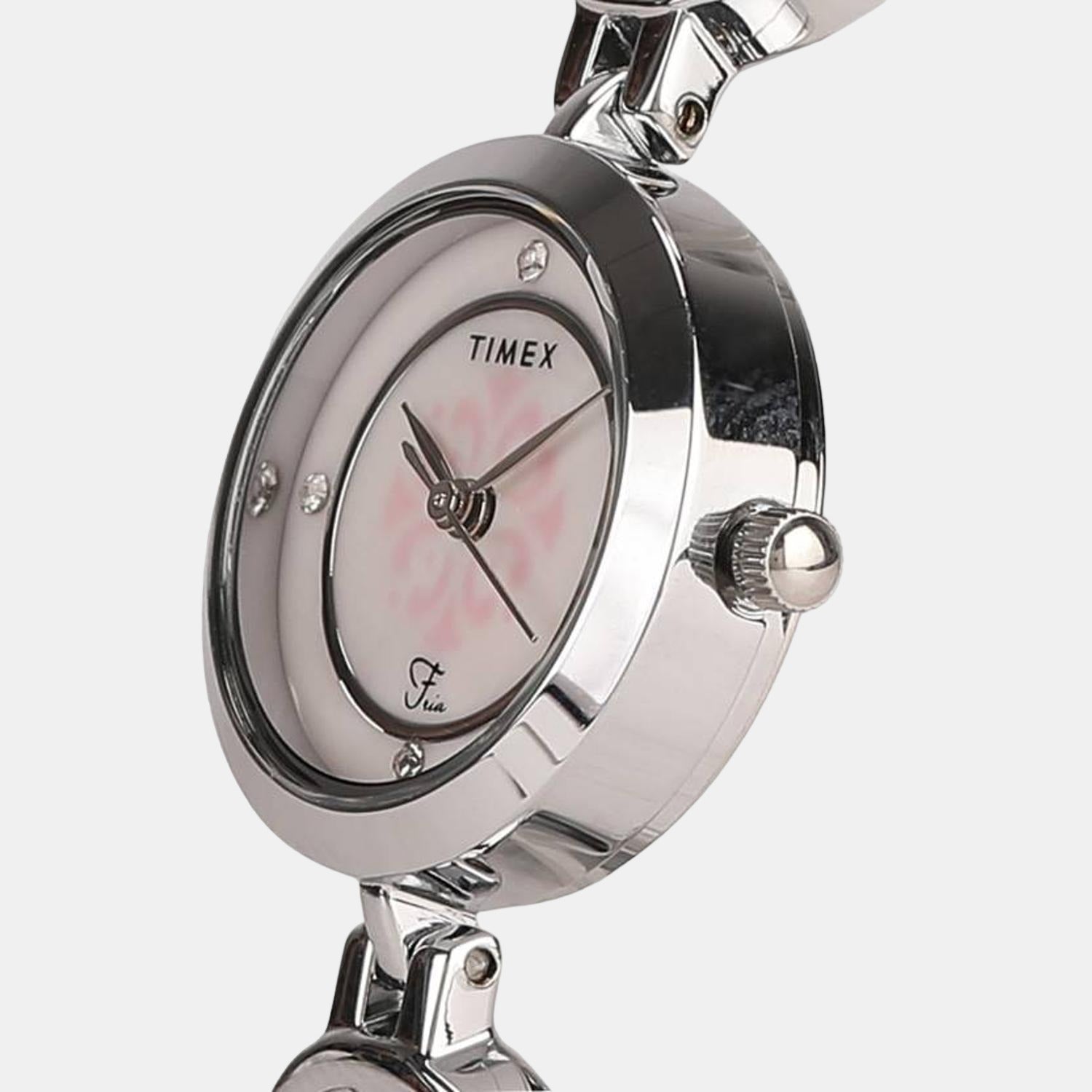 Timex 22 mm Round Quartz watch