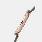 Obaku Women Round Black watch