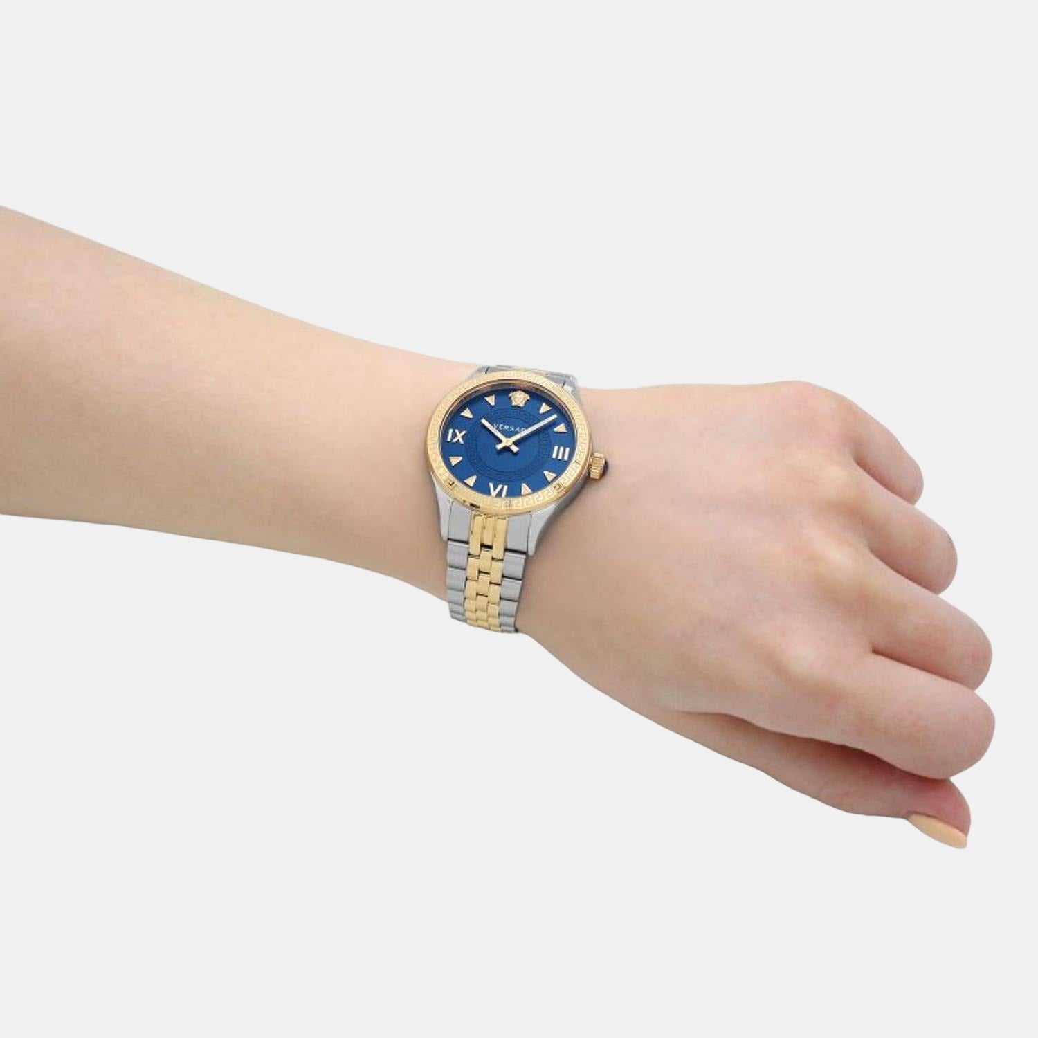 Hellenyium Women Quartz Blue Dial Analog Stainless Steel Watch VE2S00522