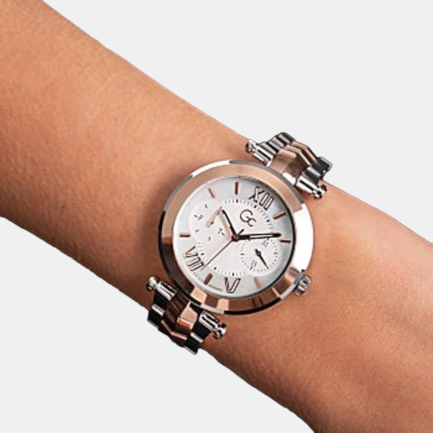 GC 37 mm Rose Gold Quartz watch