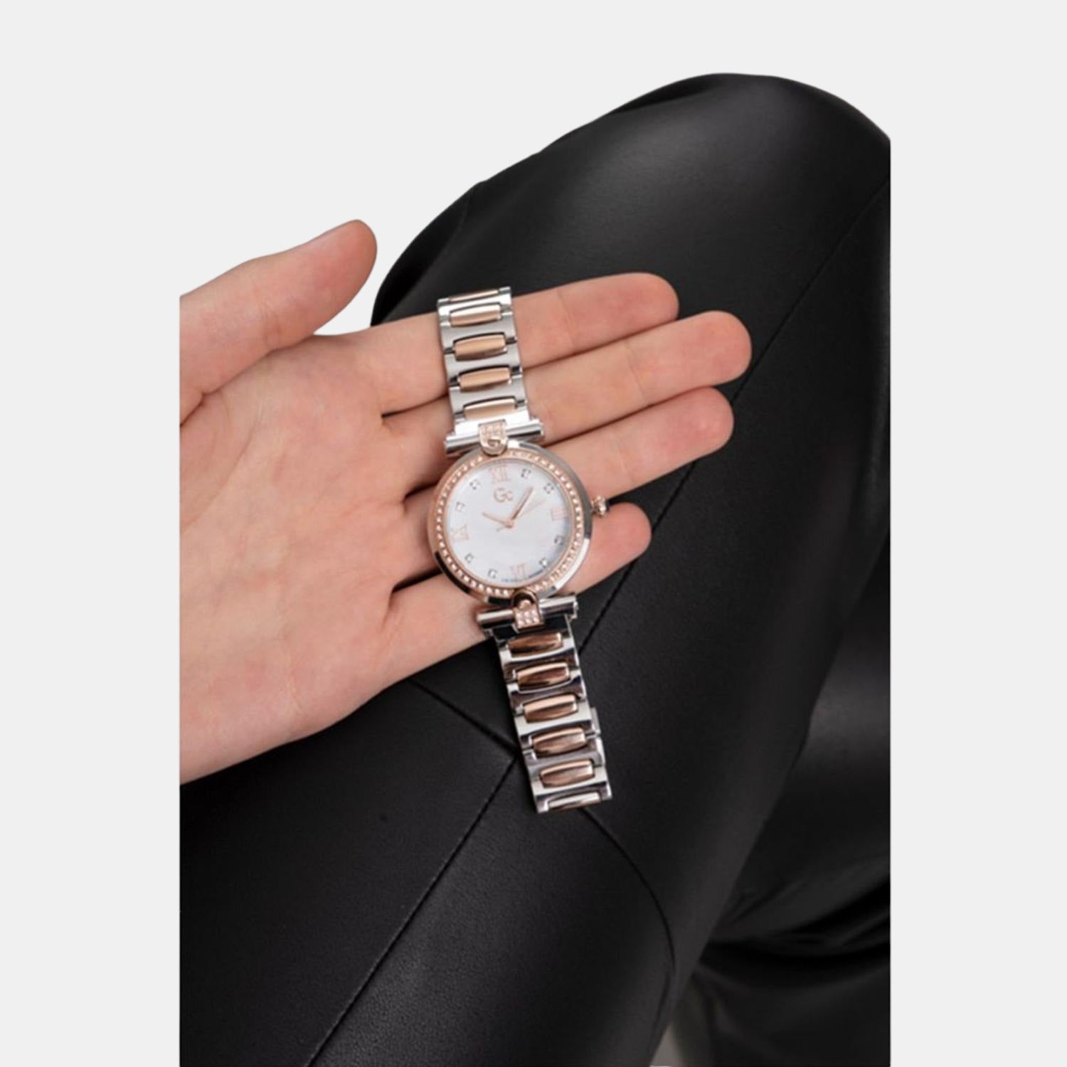 gc-stainless-steel-white-analog-female-watch-y96004l1mf