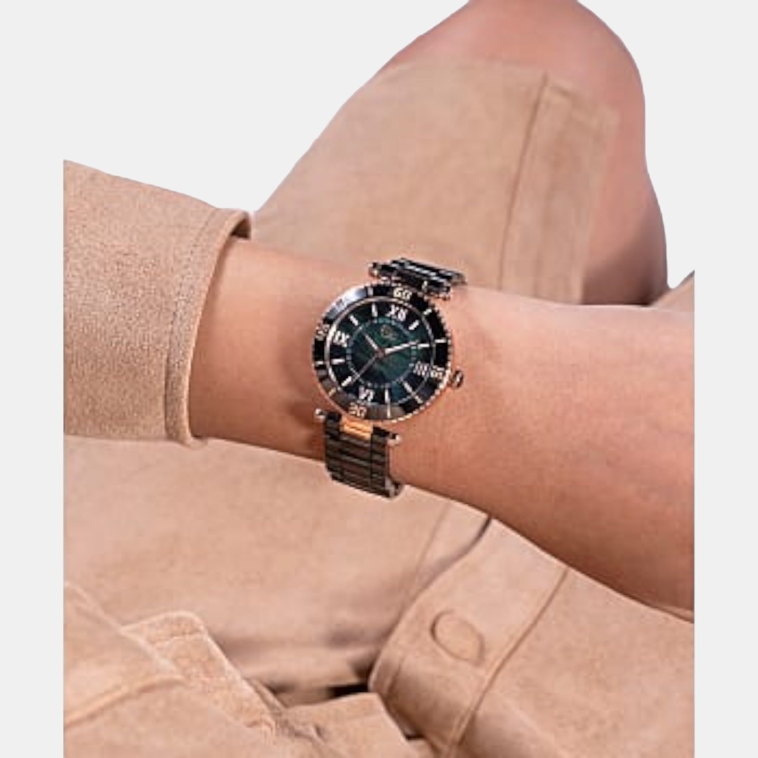 GC 34 mm Black Quartz watch