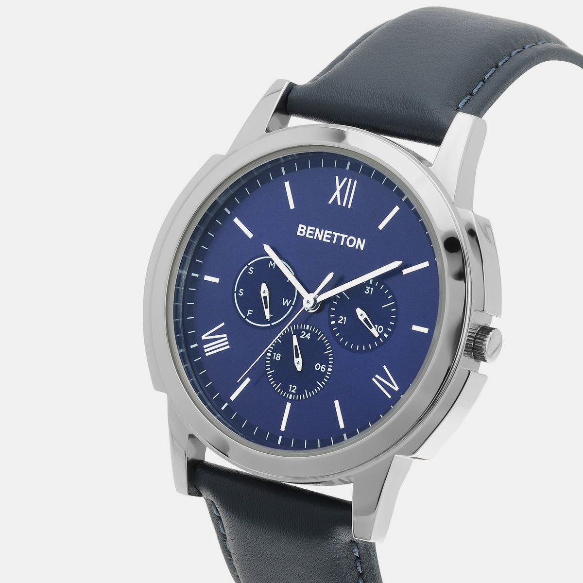 UCB 44 mm Round Quartz watch